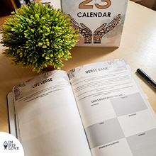 Load image into Gallery viewer, 2023 Planner &amp; Wall Calendar Bundle
